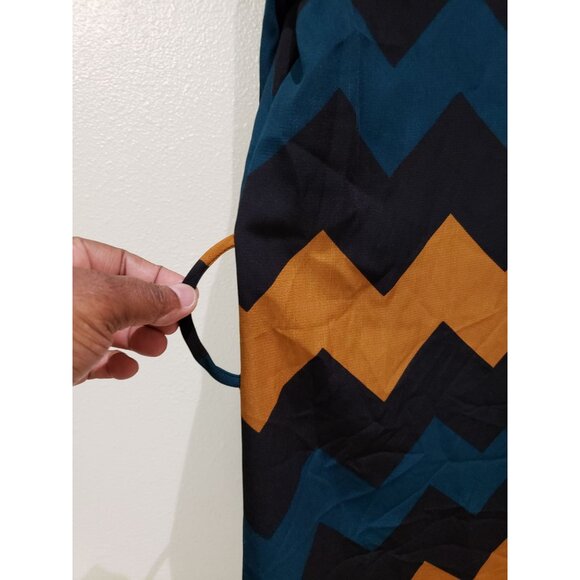 Coii USA - women's bell sleeve, colorful chevron print, shift dress, size L - Picture 7 of 9